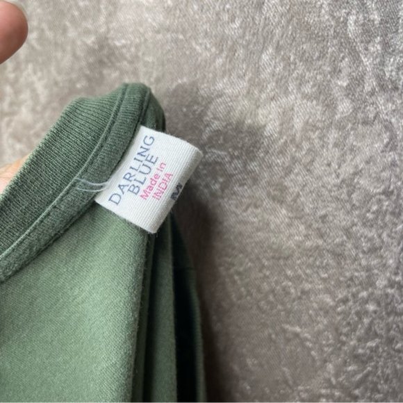 Olive green T-shirt with corset in the front - Picture 4 of 4